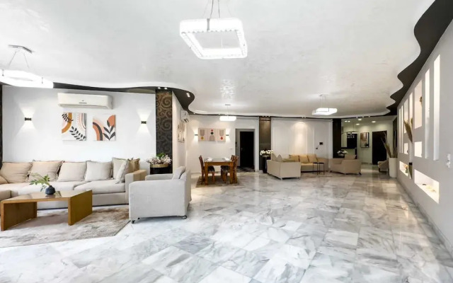 Serene & Spacey 2bdr 15 Min From CAI Airport