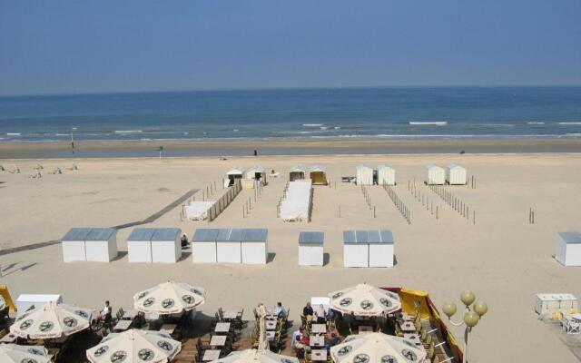 Residentie Albert-1, app.202, Zeelaan 214