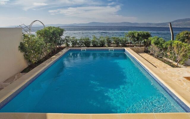 Villa Violet