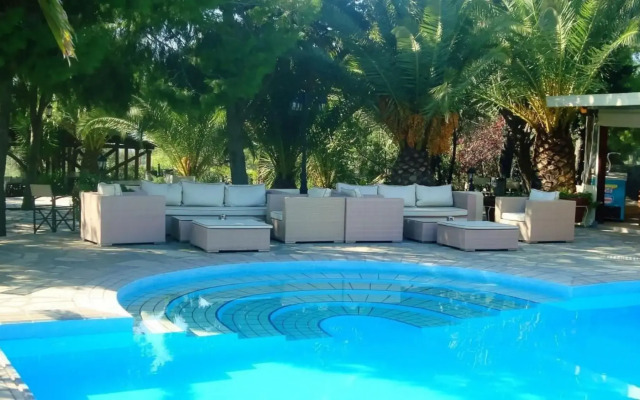 Kelyfos Hotel Bungalows and Suites