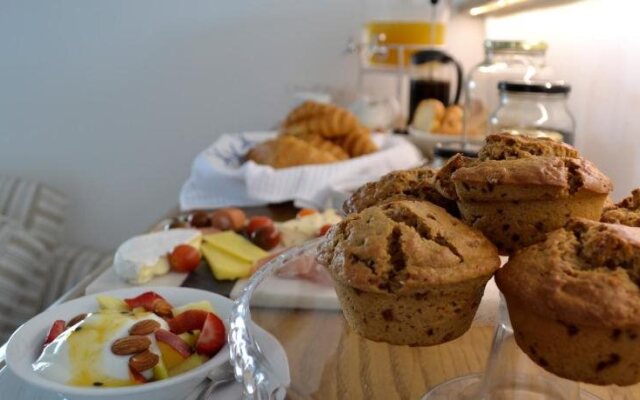 Oceans Drift Guest House - Adults Only