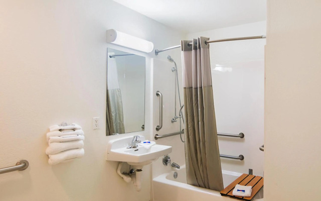 Days Inn by Wyndham Dayton South