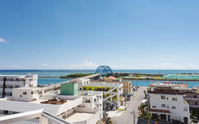 Hotel Peace Island Ishigaki in Yashima