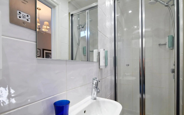 Mandolay Hotel Guildford