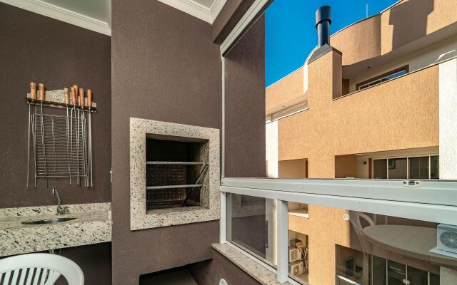 Apartamento 2 Dormitórios com Churrasqueira