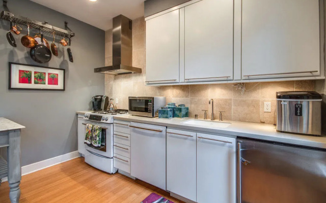 1BR Songwriters Studio in 12South by RedAwning