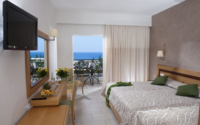 Grand Hotel Holiday Resort