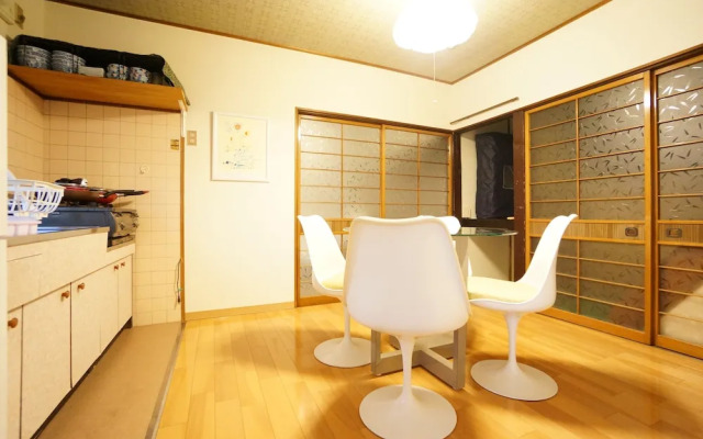 Rainbow Takayama Private House