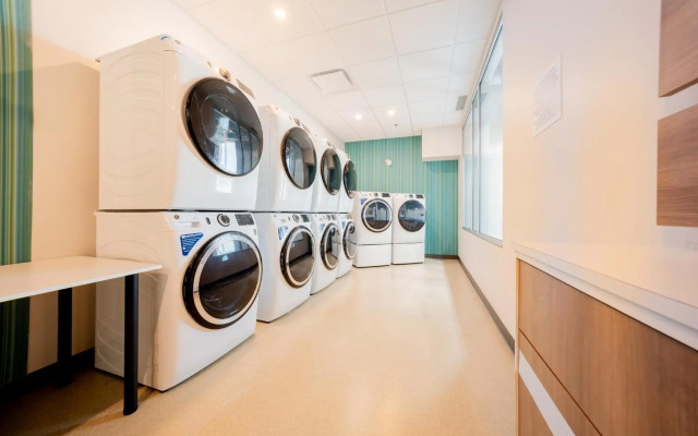 Holiday Inn Express & Suites Trois Rivieres Ouest by IHG