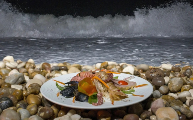 Ferienwohnung "ulivo" mit Pool und Privatstrand -1