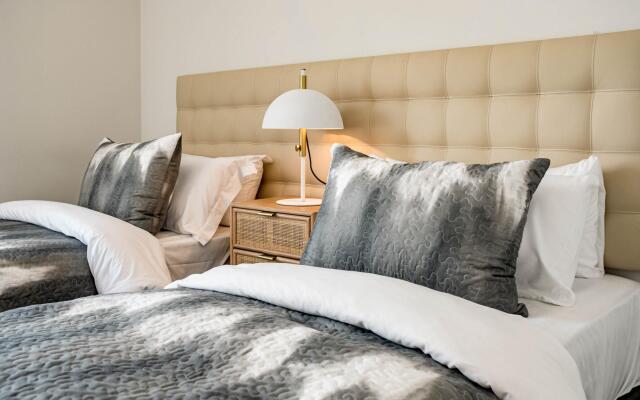 LM351A- Luxury 3 bed family apartment