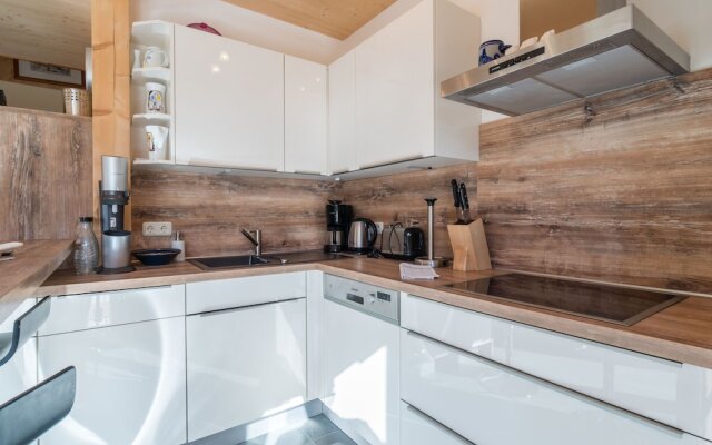Superior Chalet With Whirlpool