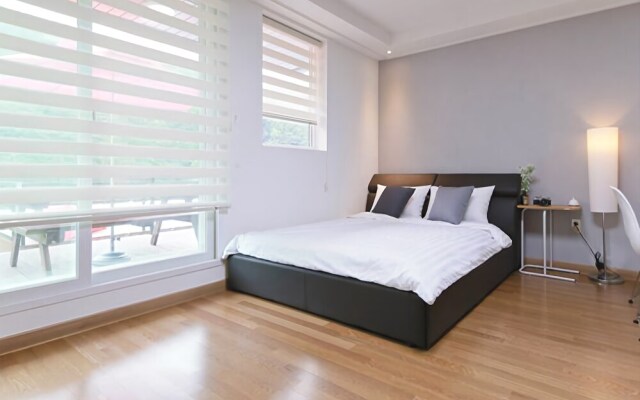 Hongcheon You, I and We Pension