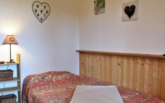 Appartement Risoul, 1 pièce, 4 personnes - FR-1-330-194