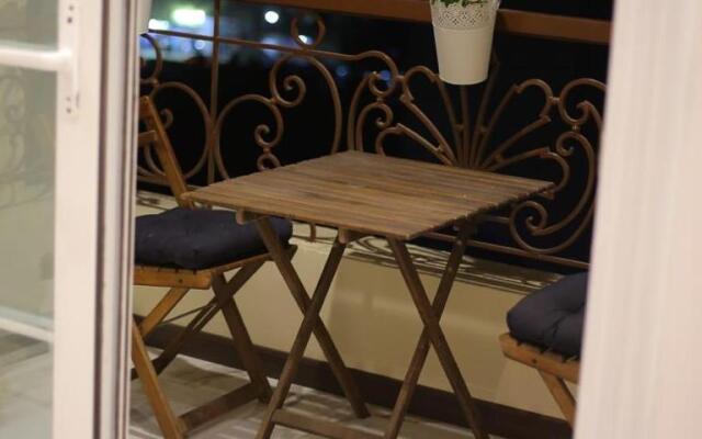Apartment in Mohandesin (Families Only)