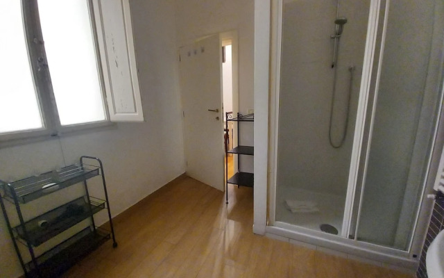 Cavour 46 First in Firenze