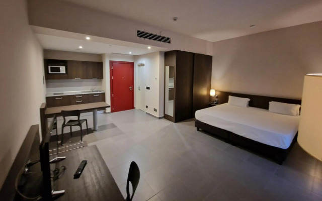 Inn Naples Airport