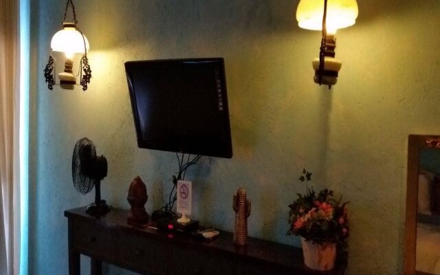 Joaquin's Bed and Breakfast