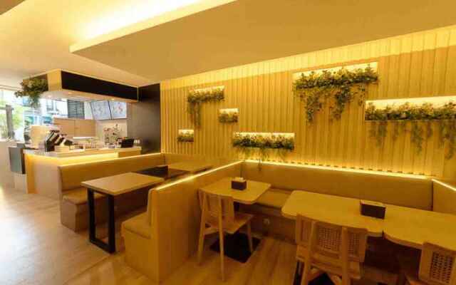 W Home Benhil