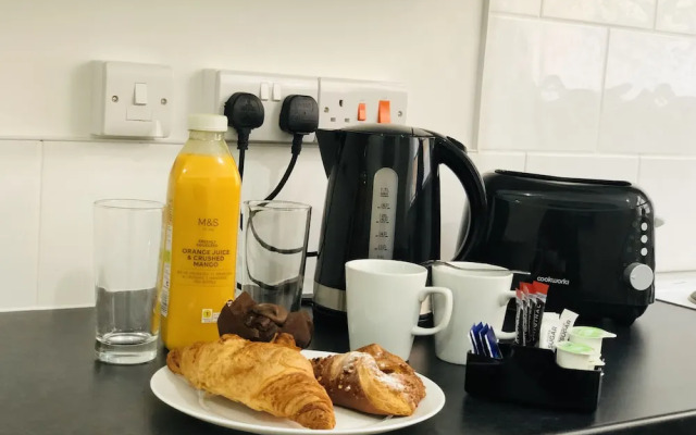 Showcase Apartments - Highcross House Apart Hotel