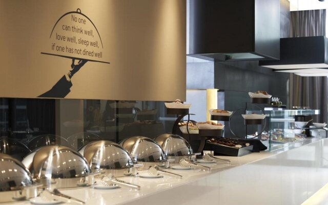 The Met Hotel, a member of Design Hotels