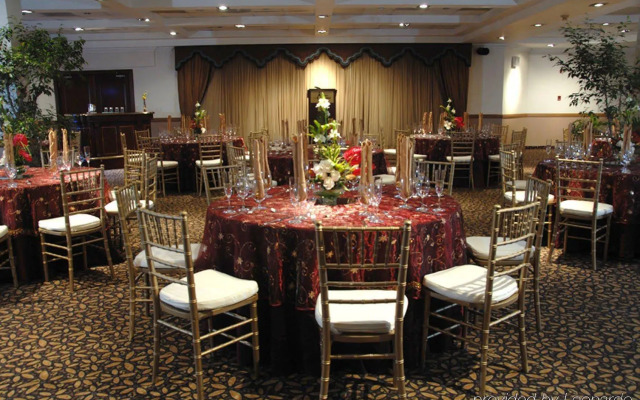 Renaissance Panama City Hotel
