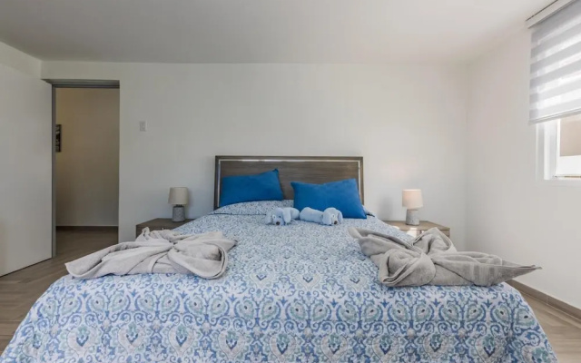 NEW Modern Stylish 6BR 6BA Villa Near Palmbeach