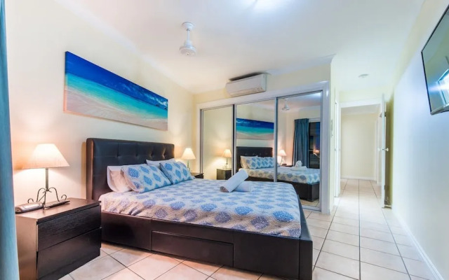 Views From Golden Orchid - Airlie Beach