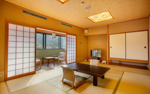 Hotel Second Stage