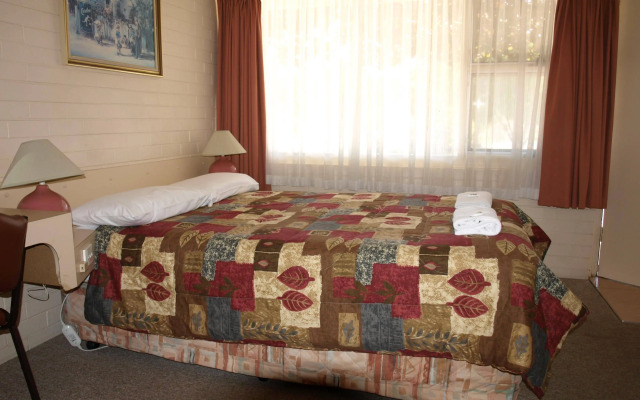 Civic Motor Inn