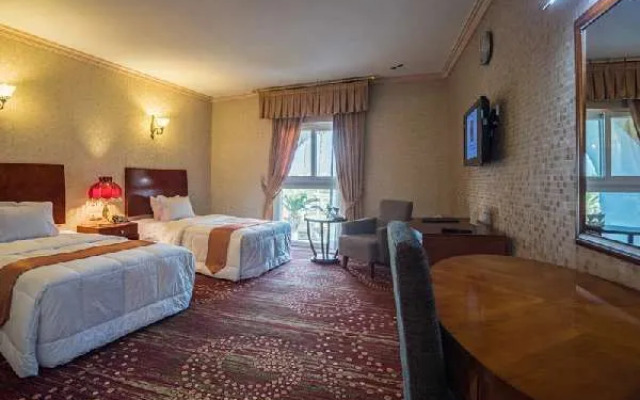 Karvansara Pars Hotel