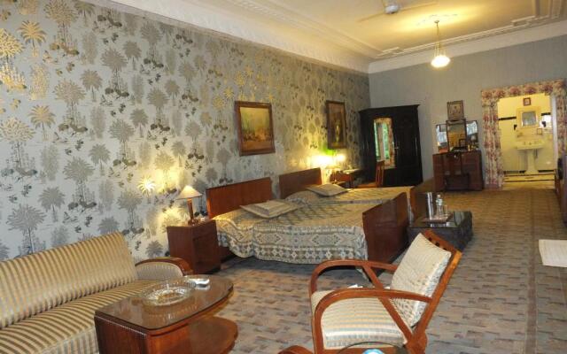 Hotel Udai Bilas Palace-Dungarpur