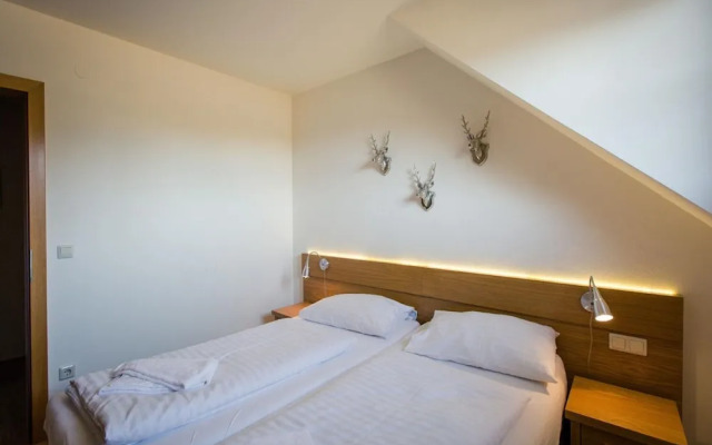 Inviting Apartment Near Skiing