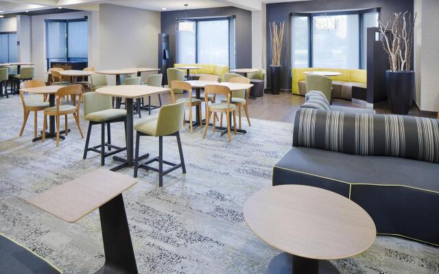 Courtyard by Marriott Richmond Airport