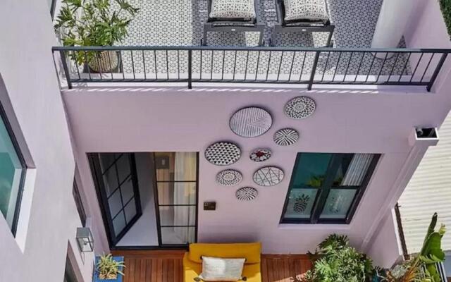 Pineapple House Boutique Hotel