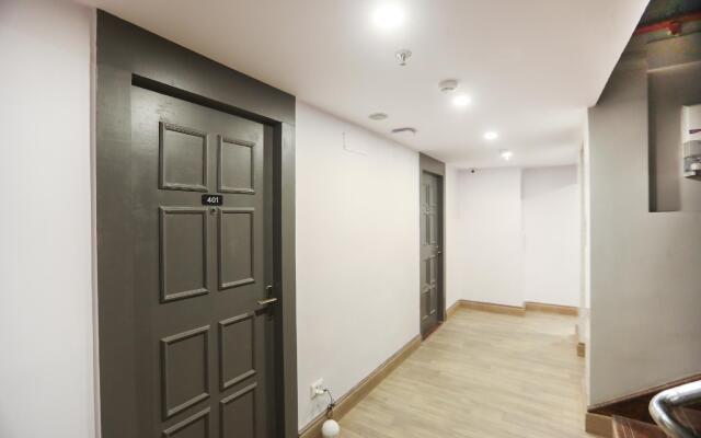OYO Townhouse 152 Hotel Suncitel Airport