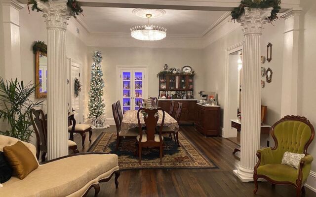 Belle Louise Historic Guest House