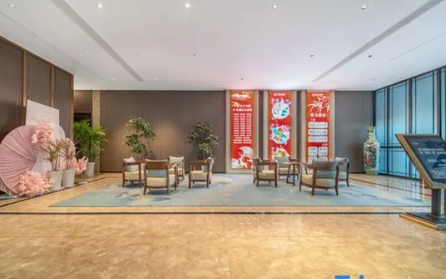 Yawen Hotel (Henan CBD Xidigang)