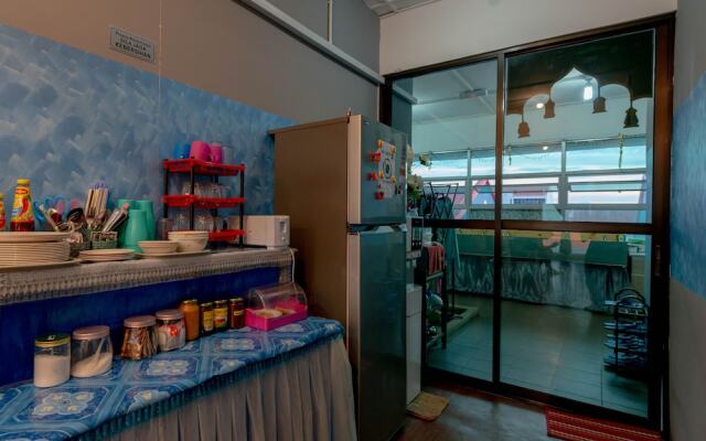 ZEN Rooms Island Backpackers