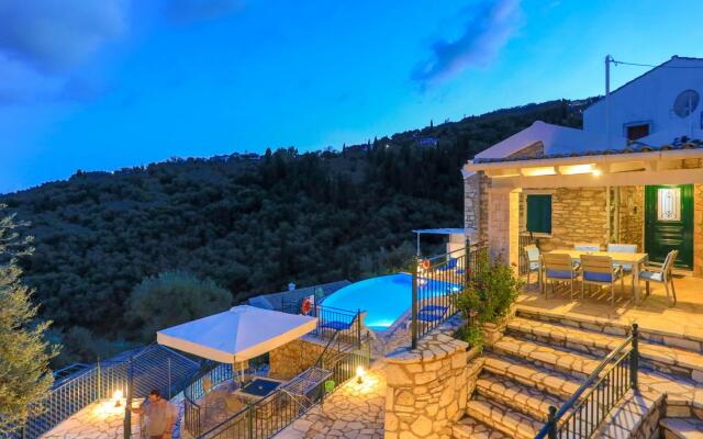 Villa Regina in Kentroma