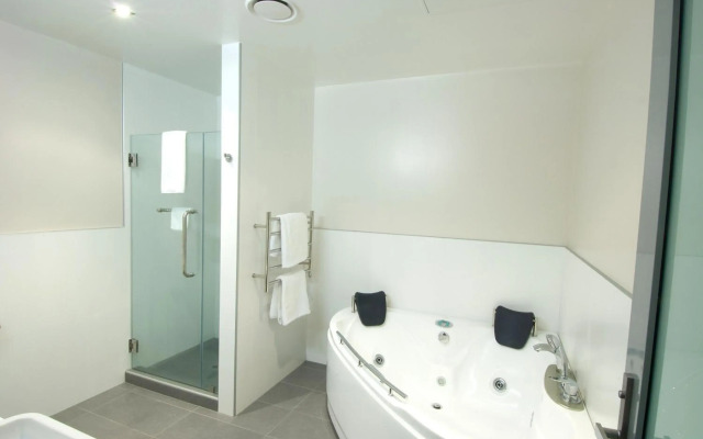 Wai Ora Lakeside Spa Resort