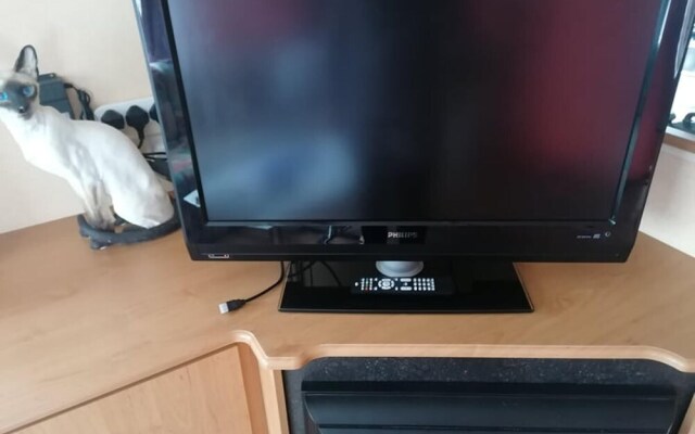 Delightful 3-bed Caravan With Fireplace, Wifi, BBQ