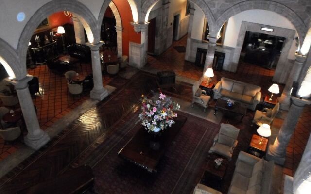 Hotel Virrey De Mendoza