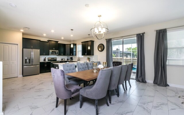 1684 Moonvalley Drive