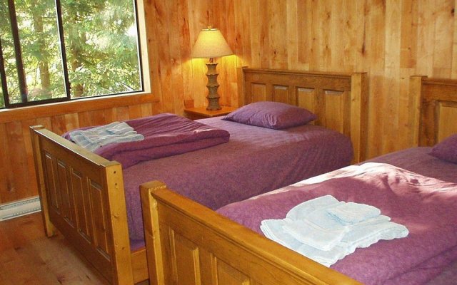 Desolation Resort- (Apt. 8/1) 1 Bedroom  Queen Bed