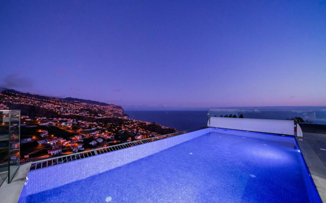 Seacrest by OurMadeira