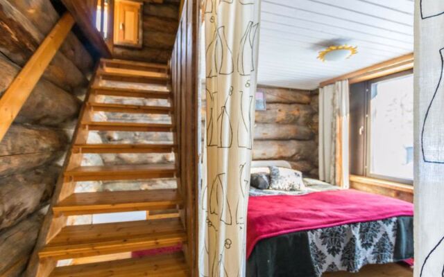 Mustalampi 2 kurkiaura