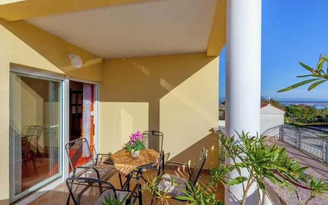 Authentic Apartment in Dramalj Croatia