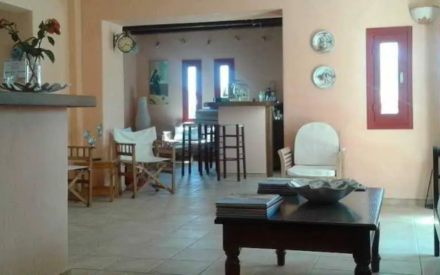 Drios Paros Luxury Hotel