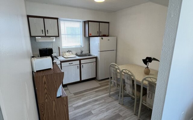 Panoramic Motel & Apartments